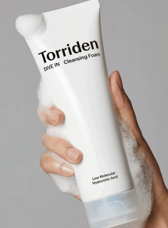 Torriden-DIVE-IN-Low-Molecular-Hyaluronic-Acid-Cleansing-Foam-1